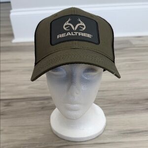 Realtree Dark Olive Hat with Logo Patch o/s